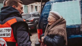 Margaryta Zatuchna, de 82 anos, diz que deseja voltar a Kharkiv e ver sua cidade em paz novamente