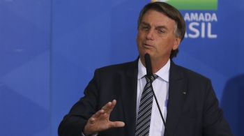 "Obviamente, qualquer mexida vai conversar comigo", completou o presidente, que evitou falar em saída do atual presidente da Petrobras