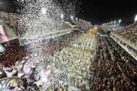 Escolas de samba decidem aumentar tempo dos desfiles do Carnaval 2025 no Rio