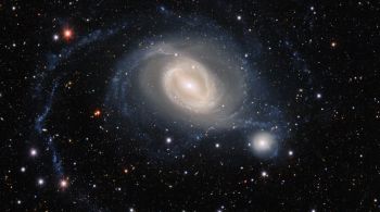 Gálaxias estão localizadas a 60 milhões de anos-luz da Terra, em um processo de aproximação há 400 milhões de anos