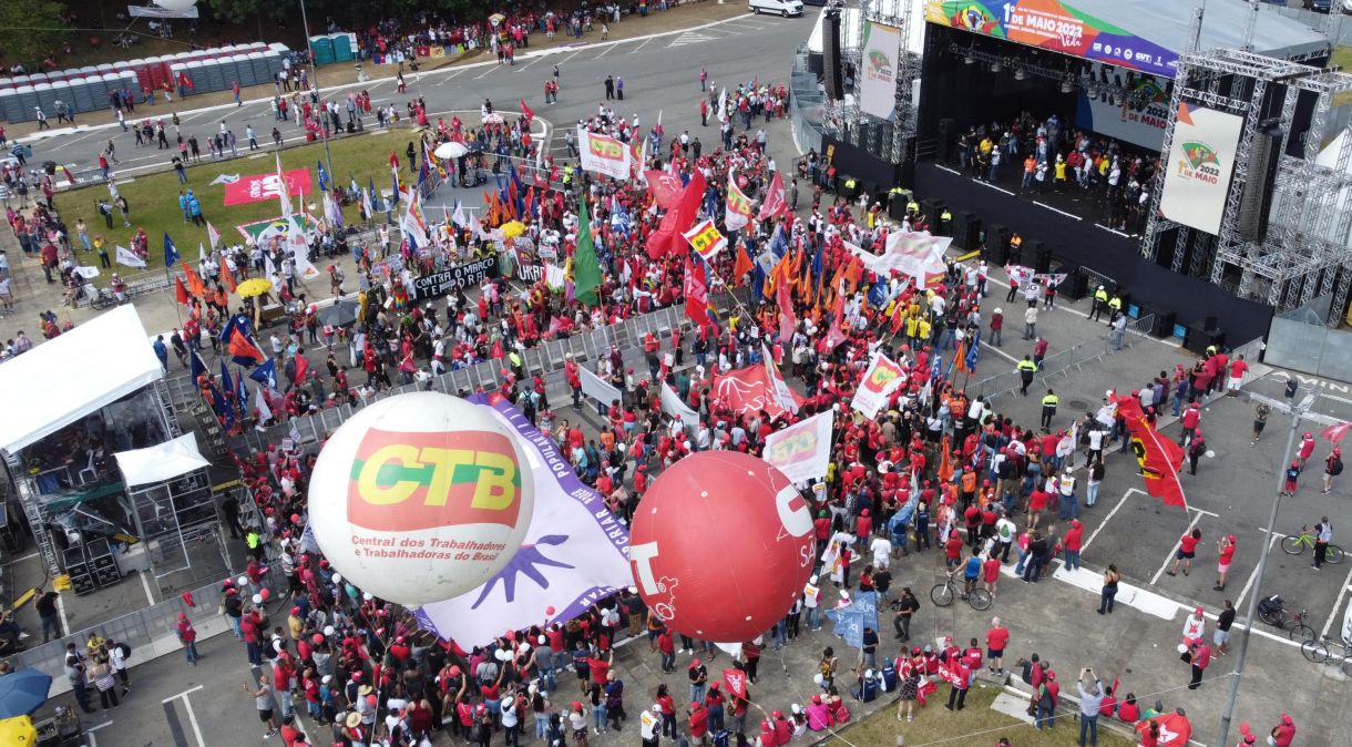 Durante o discurso no evento, Lula reclamou do baixo comparecimento do público
