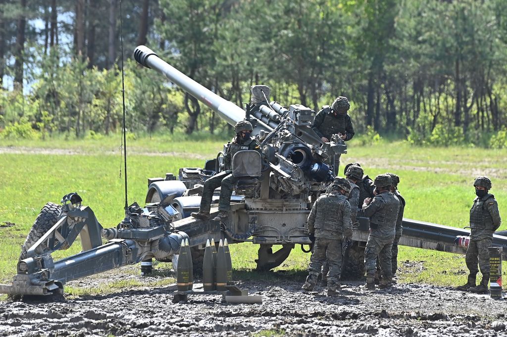 Canhão M-777 Howitzer