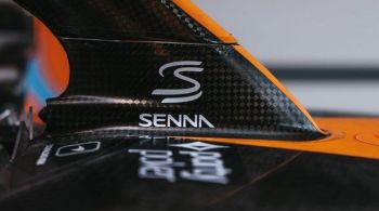 A partir do GP de Mônaco, carros da escuderia inglesa vão ter o "S" do piloto brasileiro marcado na parte interna do halo