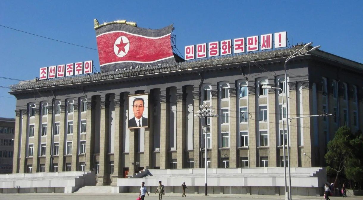 Prédio em Pyongyang, capital da Coreia do Norte