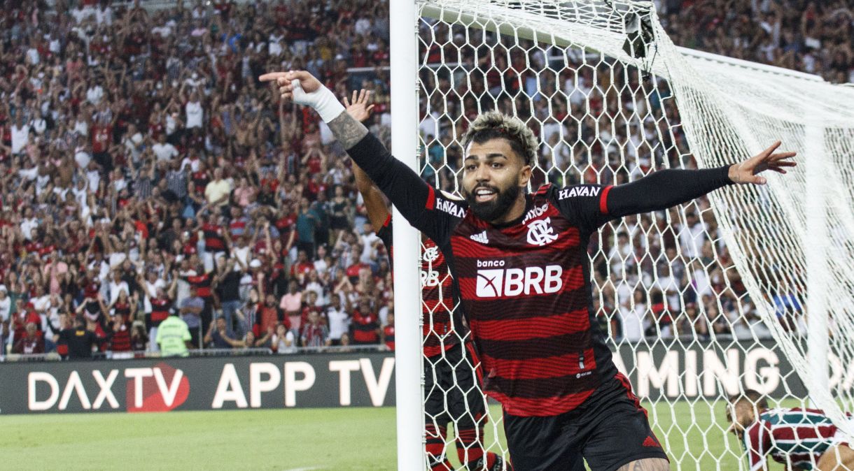 Gabigol, do Flamengo, comemora seu gol durante partida contra o Fluminense válida pela 8ª rodada do Campeonato Brasileiro Série A, em 29 de maio.
