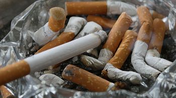 À CNN Rádio, o patologista Paulo Saldiva afirmou que relatório da OMS expõe danos do cigarro para fumantes, fumantes passivos e para o meio-ambiente 