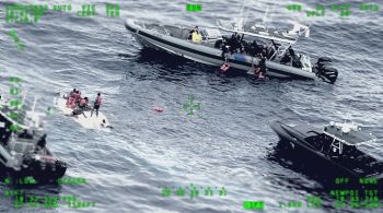 Outras 31 pessoas foram resgatas pela Guarda Costeira dos Estados Unidos; nacionalidade dos tripulantes ainda é desconhecida