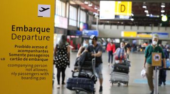 Durante viagem a Paris, mulher teve a bagagem trocada por malas com drogas. Grupo criminoso atua no aeroporto de Guarulhos, em São Paulo