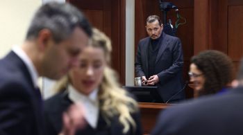 CNN conversa com quatro advogados sobre o processo de difamação entre Johnny Depp e Amber Heard, que retorna ao tribunal nesta terça-feira (31)