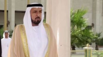 Sheikh Khalifa bin Zayed Al Nahyan foi responsável por políticas de modernização que ajudaram a transformar o país em uma potência regional