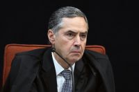 Barroso envia à PGR ação que pede investigação de Bolsonaro por omissão na gestão da pandemia