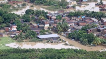 Quase 500 pessoas morreram no país desde dezembro em decorrência das chuvas; tragédias atingiram ao menos quatro estados
