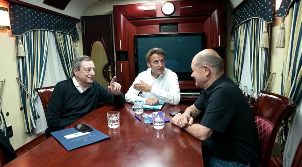Draghi, Macron e Scholz no trem a caminho de Kiev