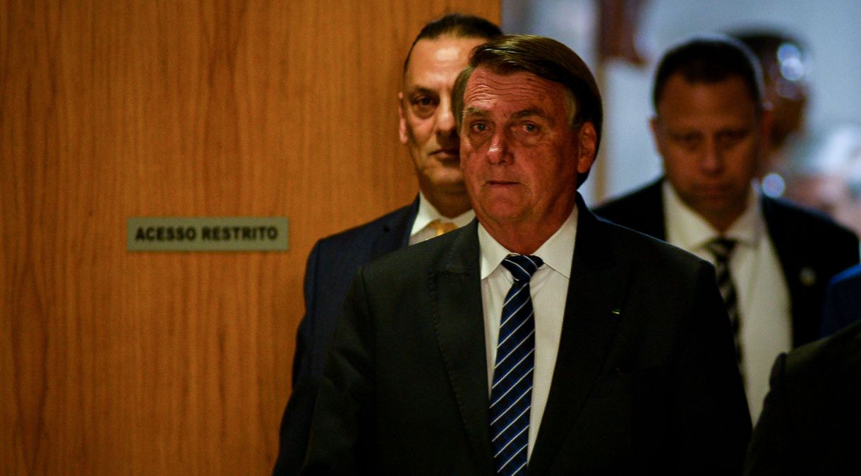 Presidente Jair Bolsonaro recebe e o advogado da família, Frederick Wassef no Palácio do Planalto - 06/06/2022