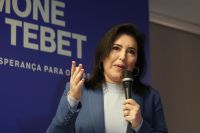 Pré-candidata do MDB à Presidência, Simone Tebet testa positivo para Covid-19