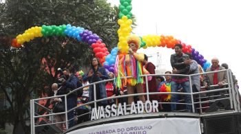 Evento acontece desde 2002 e retorna à Parada do Orgulho LGBT+ após três anos de interrupção devido à pandemia do Coronavírus; 11 instituições serão atendidas pela iniciativa 