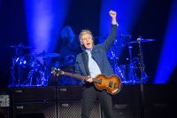 Paul McCartney fará terceiro show em São Paulo; vendas abrem nesta terça