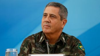 Braga Netto era o chefe da intervenção na segurança fluminense e a PF deflagrou na semana passada uma operação com 16 alvos de busca e apreensão de militares envolvidos nas negociações