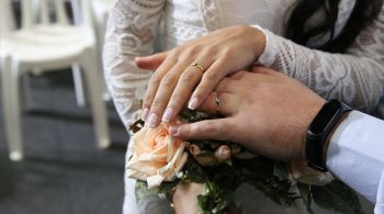 Pesquisa da plataforma Casamentos.com.br aponta que cerca de 25% dos noivos que marcaram a cerimônia para o período se preocupam que a competição afete a festa 