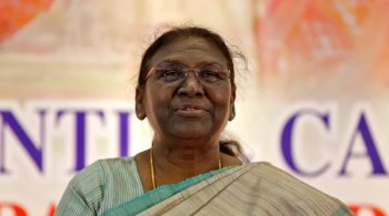 Draupadi Murmu, uma professora de 64 anos que se tornou política, será a segunda mulher a ocupar o cargo