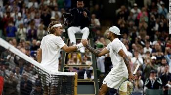 Tenistas trocaram farpas fora da quadra após o fim da partida válida pela terceira fase do Grand Slam