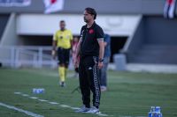 Vasco da Gama anuncia demissão do técnico Maurício Souza