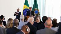 PL diz ao TSE que encontro de Bolsonaro com embaixadores não teve cunho eleitoral