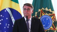 Procuradores pedem que PGR investigue reunião de Bolsonaro com embaixadores