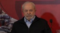 Lula diz que PEC dos Benefícios é “eleitoral” para tentar “comprar o povo”