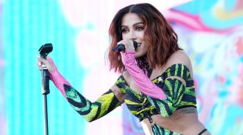 Coleção de recordes reconheceu a cantora brasileira como primeira artista latina solo a atingir o topo do ranking de músicas na plataforma de streaming