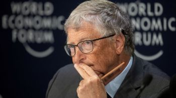 Em encontro em Davos, Gates disse que gostaria de ir ao Brasil e a ministra falou sobre a destinação de recursos da filantropia para indígenas, segundo fontes