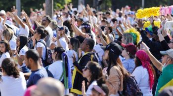 Participantes saíram em caminhada da estação da Luz, na região central da cidade, e caminharam até próximo a Campo de Marte