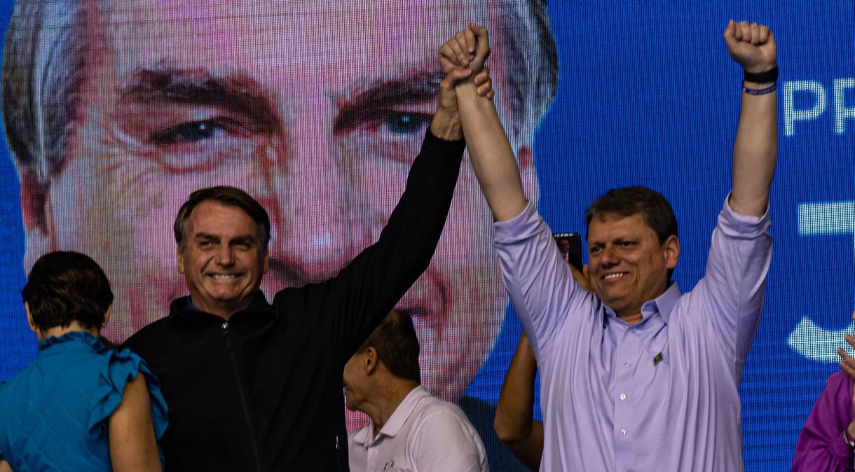 O presidente Jair Bolsonaro (PL) participa da Convenção Nacional do Republicanos, onde foi oficializada a candidatura do seu ex-ministro da Infraestrutura, Tarcísio de Freitas, ao governo de São Paulo - 30/07/2022