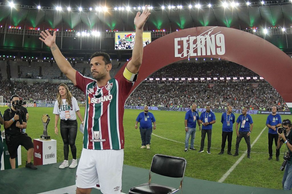 Fred é homenageado no Maracanã na sua despedida do futebol