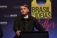 Em dia de manifestação pela democracia, Bolsonaro planeja reunião com empresários