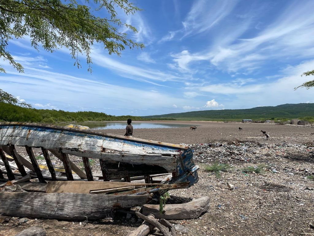 Um barco em La Gonave, Haiti