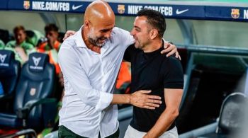 Pep Guardiola, ex-treinador do Barça, coloca Manchester City em campo contra o Barcelona de Xavi Hernández