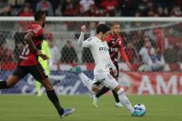 Athletico-PR vence o Palmeiras em jogo de ida da semifinal da Libertadores