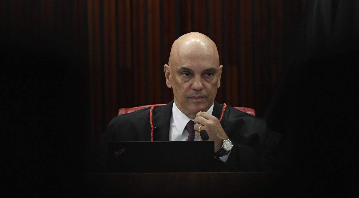 O presidente do Tribunal Superior Eleitoral, Alexandre de Moraes, durante a sua primeira sessão como presidente do TSE nesta quinta-feira, 18 de agosto.