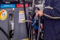 Defasagens da gasolina e do diesel no Brasil sobem com alta do petróleo