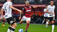 Flamengo vence Corinthians e sai em vantagem nas quartas da Libertadores