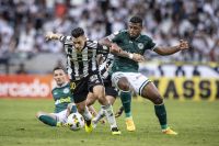 Atlético-MG perde para o Goiás e tropeça pela 5ª vez seguida no Mineirão