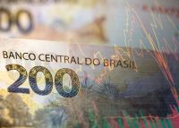 Mercado reage à PEC do Estouro com alta do dólar e do juro