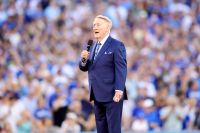 Morre aos 94 anos Vin Scully, lendário locutor da liga de beisebol dos EUA