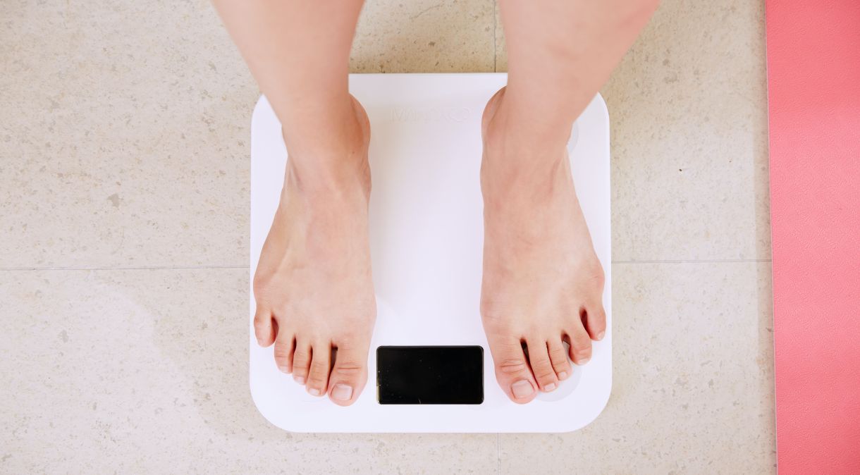 Participantes registraram perda de peso sustentada, mantida ao longo dos quatro anos analisados, superior a 20% do peso corporal inicial