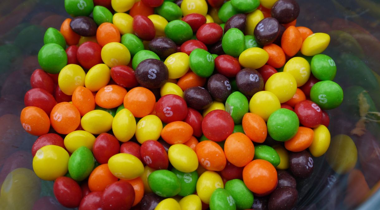 Doces Skittles