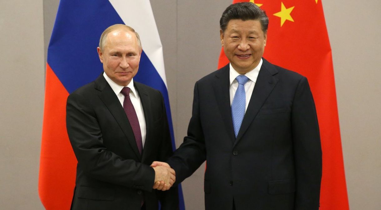 O presidente russo Vladimir Putin com o líder chinês Xi Jinping em 13 de novembro de 2019, em Brasília, Brasil