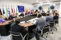 Embaixadores da UE defendem democracia e economia verde em reunião com Tebet