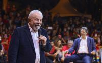 Por voto útil, campanha de Lula planeja ato em SP com ex-candidatos a presidente