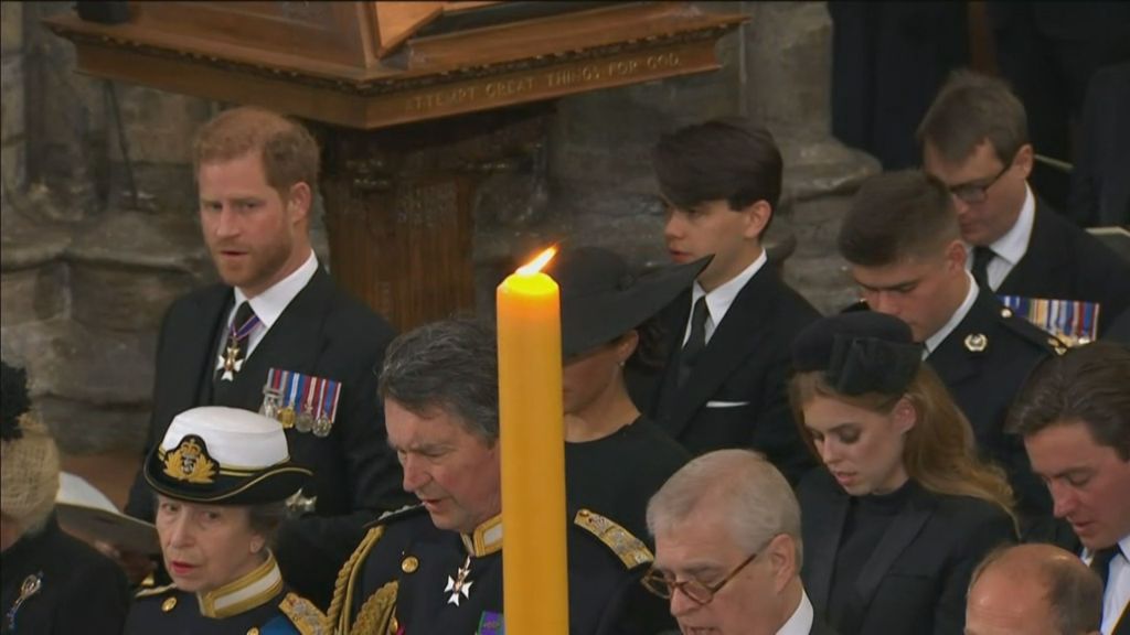 Membros da família real britânica no funeral da rainha Elizabeth II na Abadia de Westminster